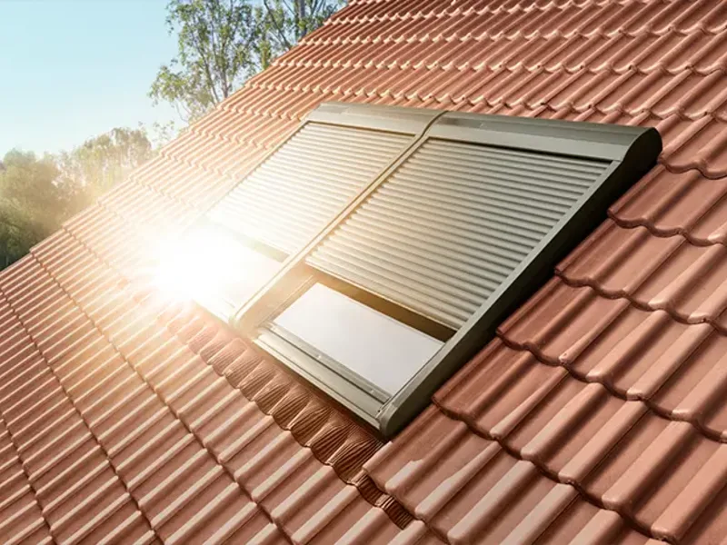 Réparation volet roulant Velux solaire électrique manuel dans le Gard — SOS Volet Roulant Gard